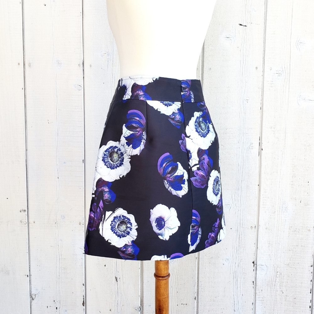J Crew Floral Print Mini Skirt Size 8 - Picture 3 of 6